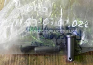 Ось АНМ53-07.00.022 крепления приемного лючка